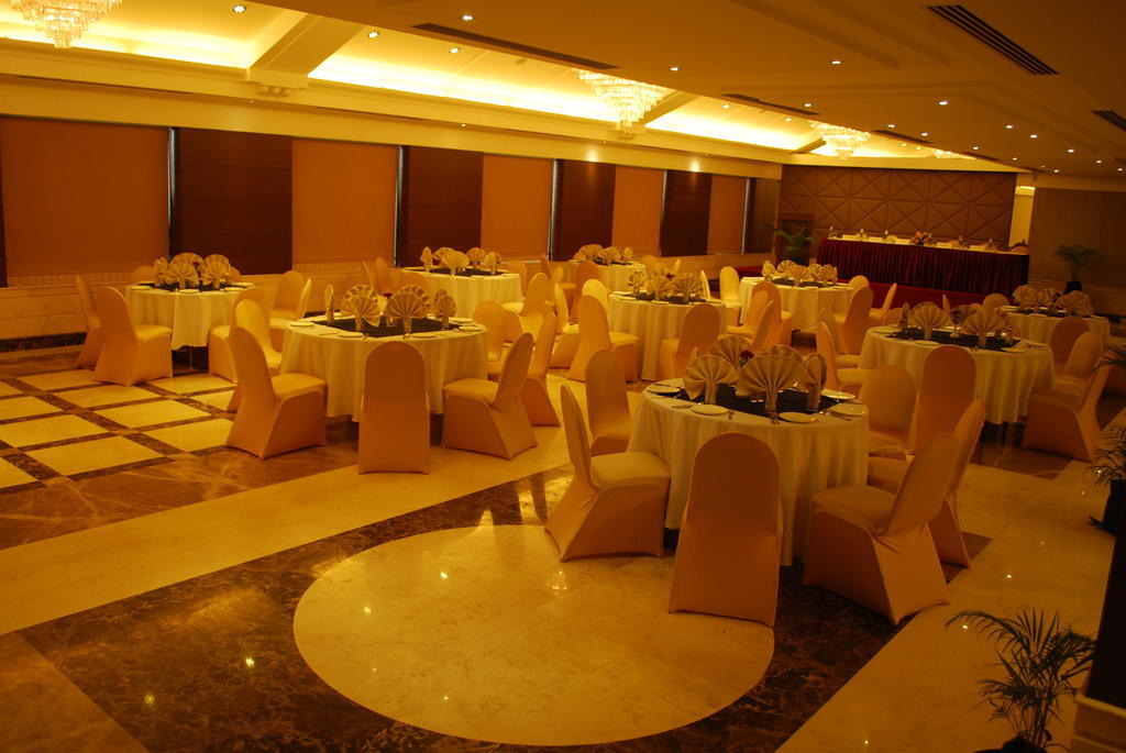 Beverly Hotel Chennai Zewnętrze zdjęcie